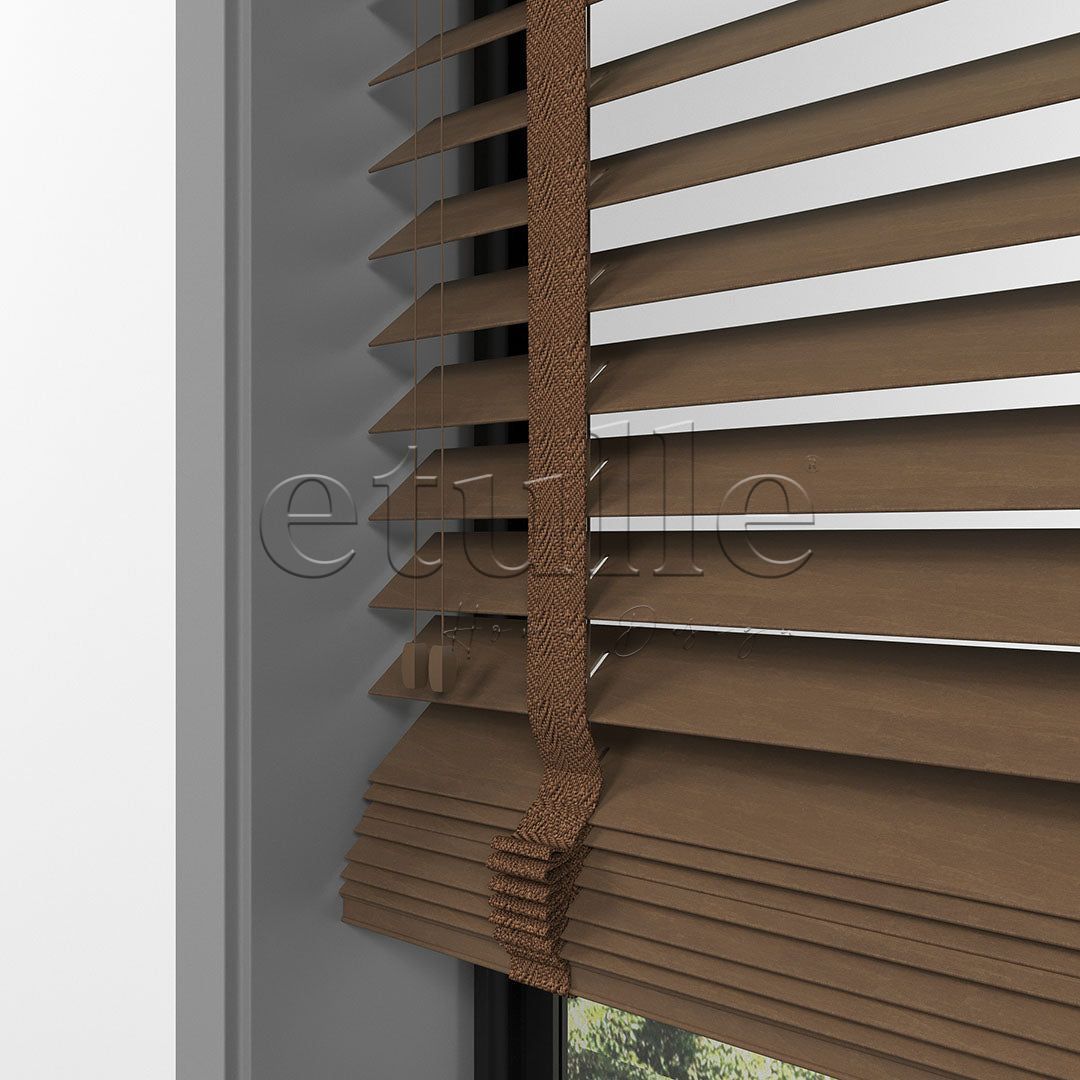 63 MM BASSWOOD Макароне дървени щори